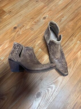 Ariat Distressed Brown Suede Western Ankle Booties